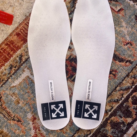 Converse X Off-White Vulcanized The Ten - Picture 13 of 16